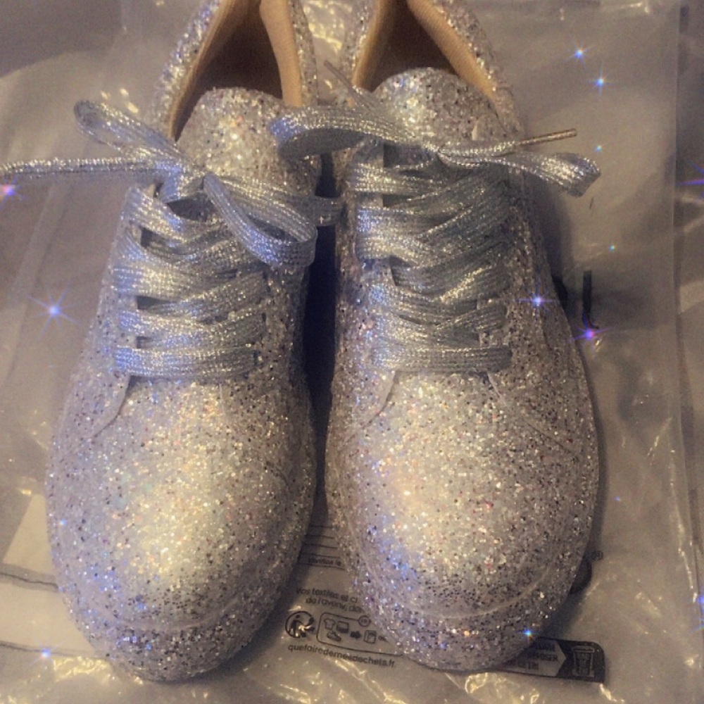 Glittery Silver Women's Sneakers size 41, fits a women’s size 8 (new, no tags)